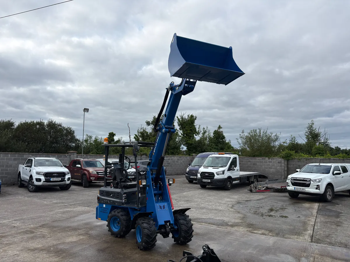RIPPA RL06T Kubota Powered Telescopic Loader - Image 4