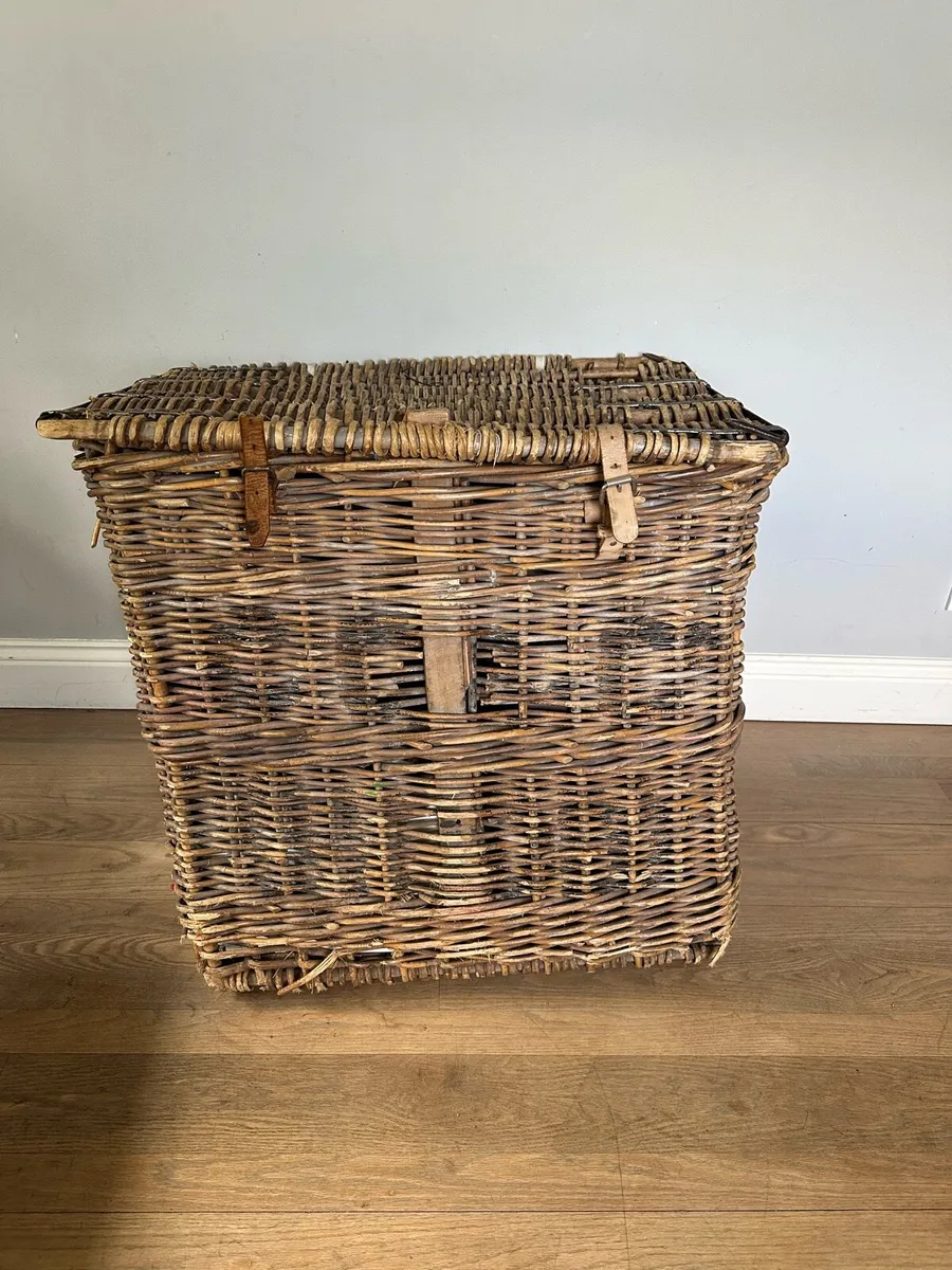 Antique textile mill basket - Image 1