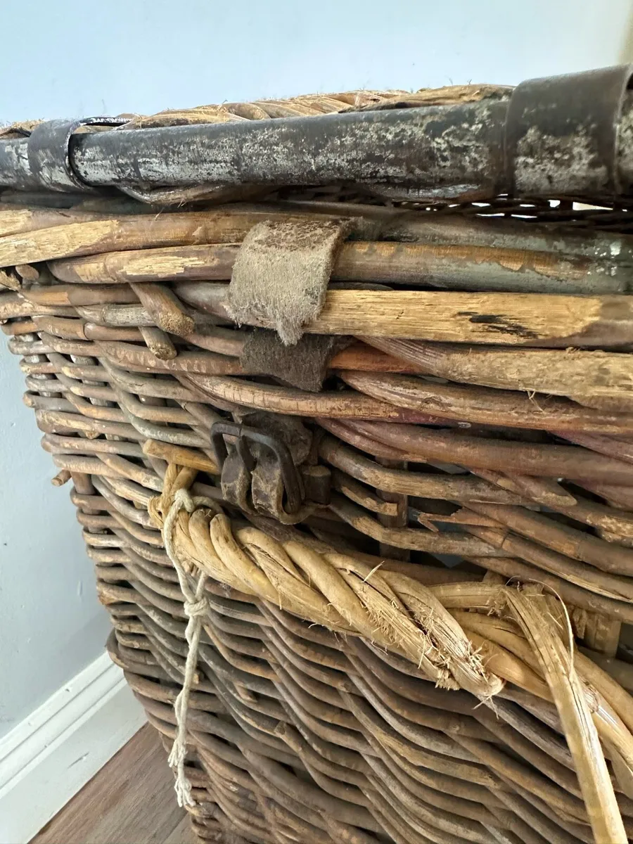 Antique textile mill basket - Image 4