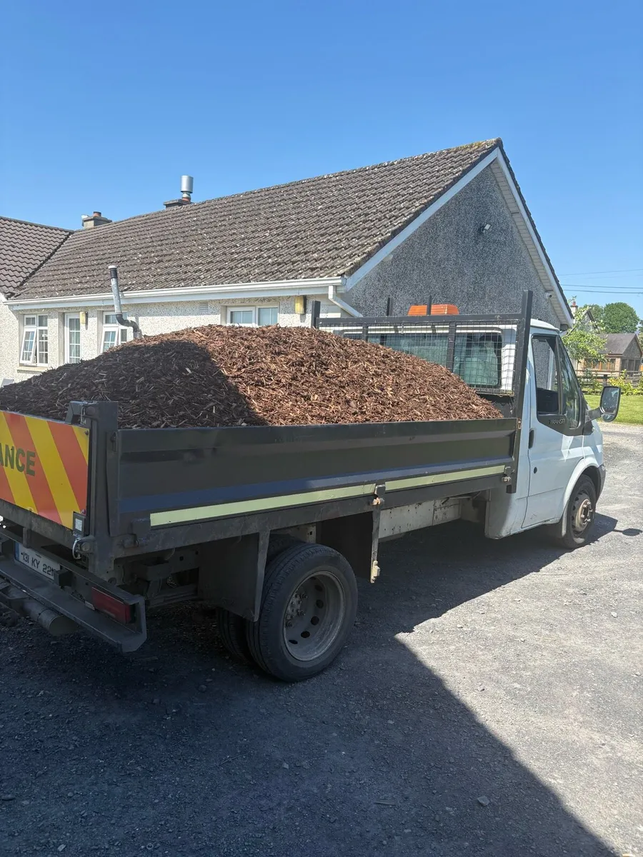 Bark mulch for sale - Image 1