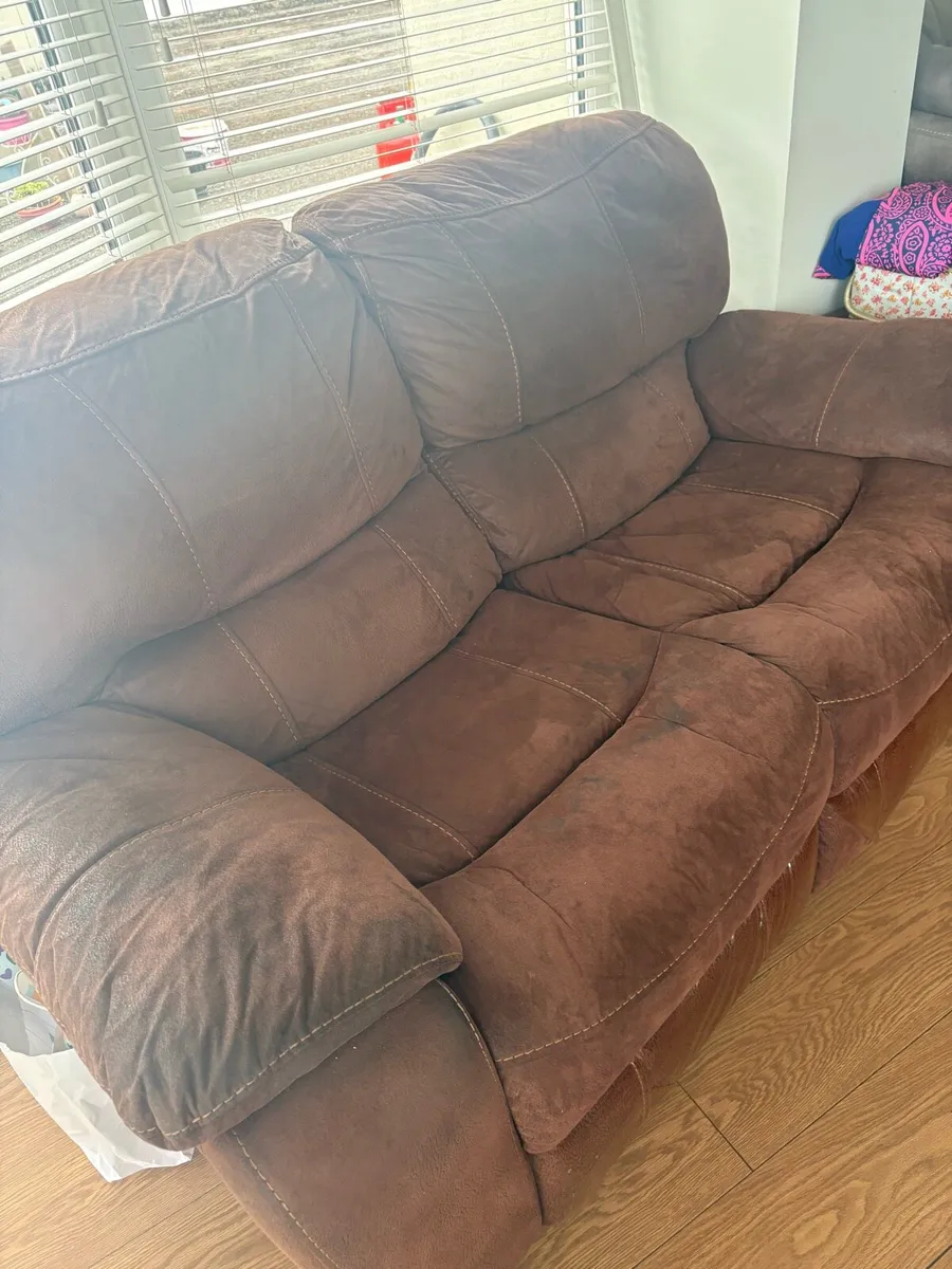 Brown 2 seater recliner - Image 3