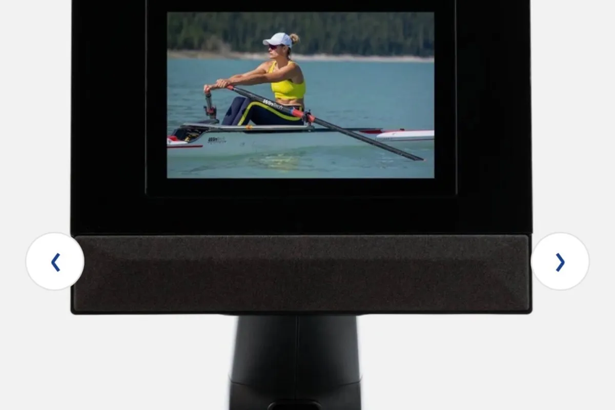 Indoor rowing machine - Image 1