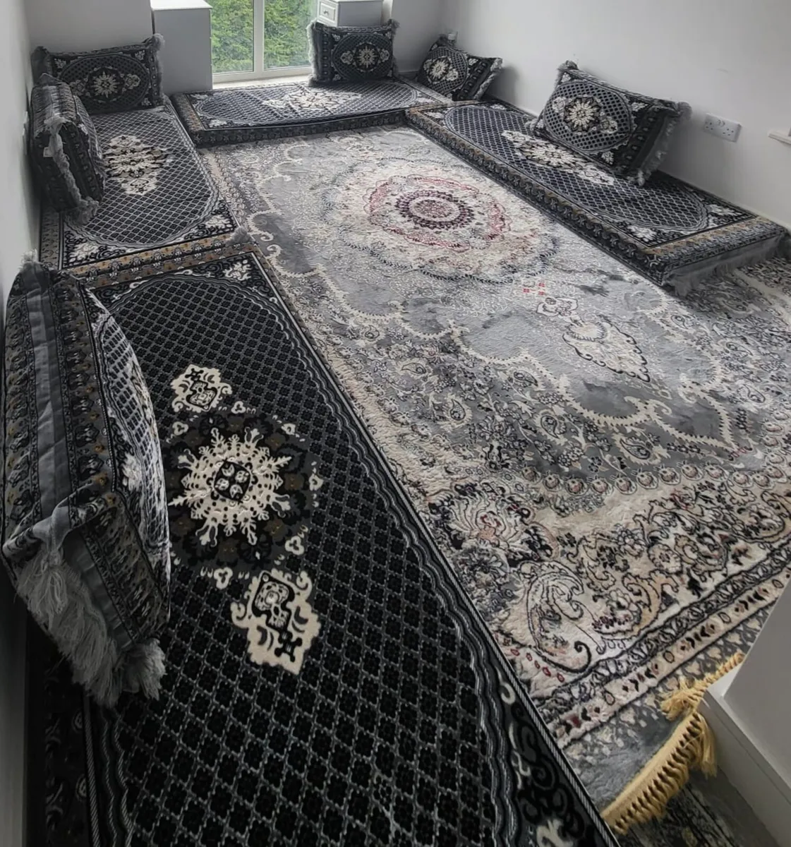 🏡 Beautiful Traditional Rugs - Image 4