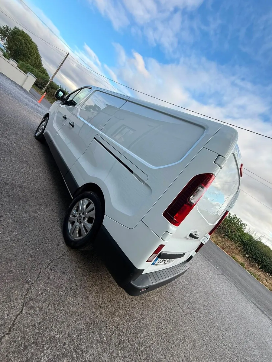 Renault Traffic 2.0 TDI HighLine - Image 4