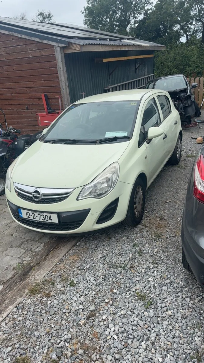 12 corsa breaking - Image 1
