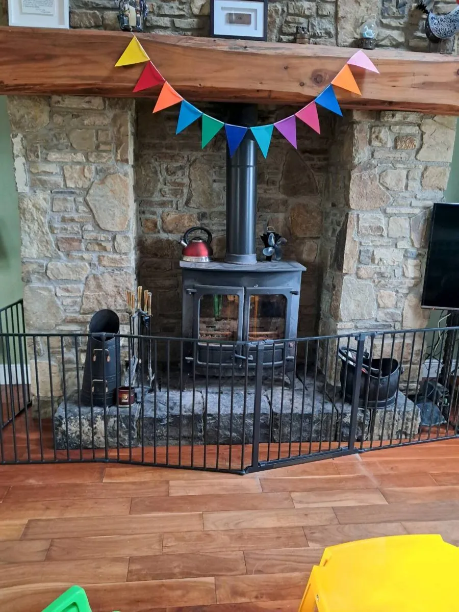 Babydan gate extra long - Image 1