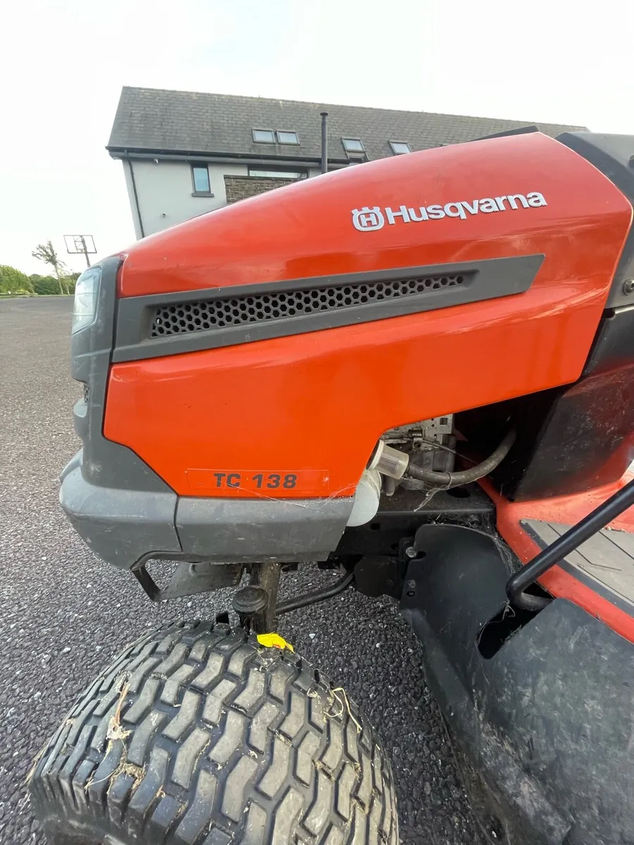 Husqvarna  TC 138 Ride on Mower - Image 2
