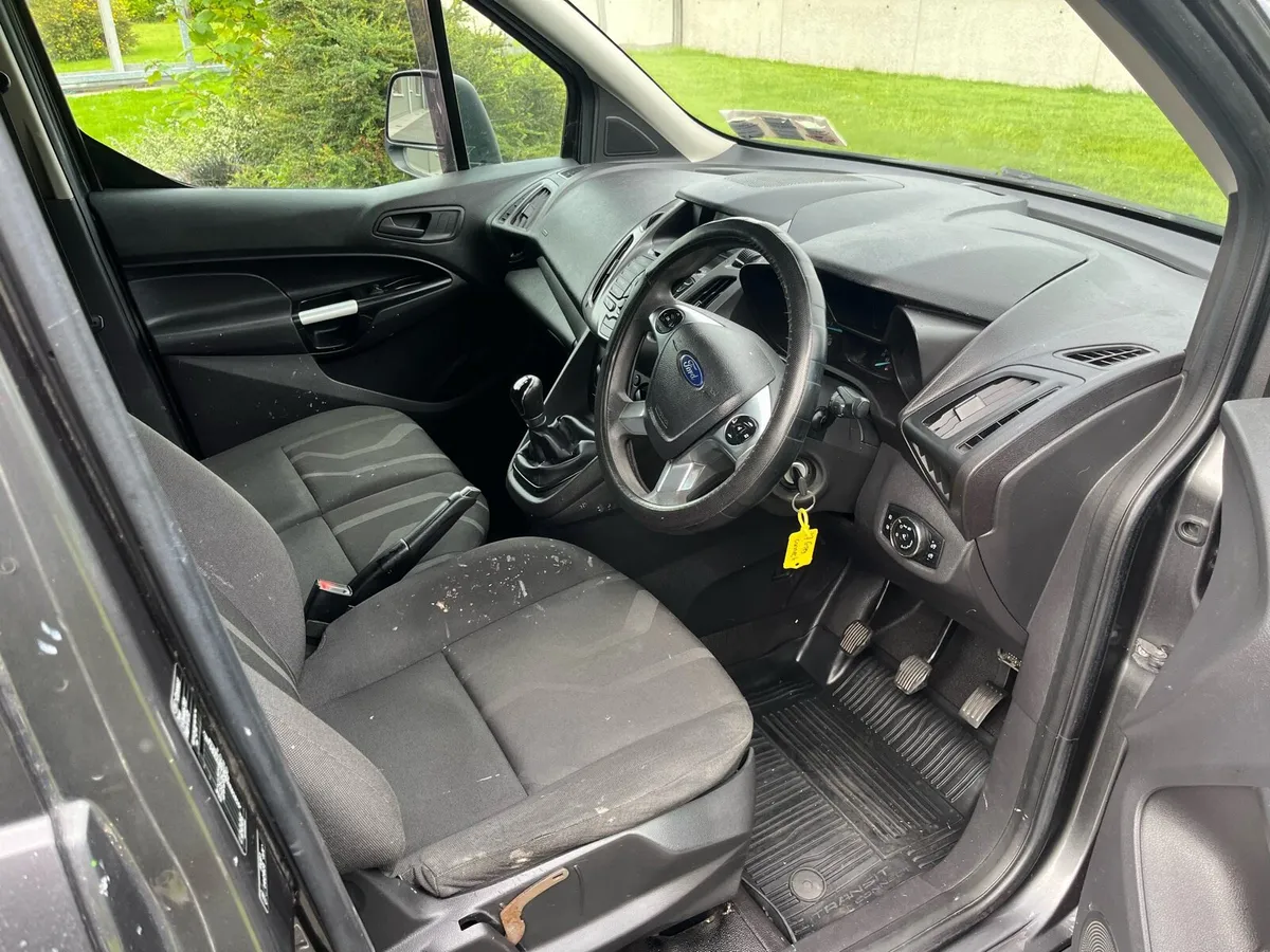 2017 Ford Transit Connect LHB 3 Seater - Image 3