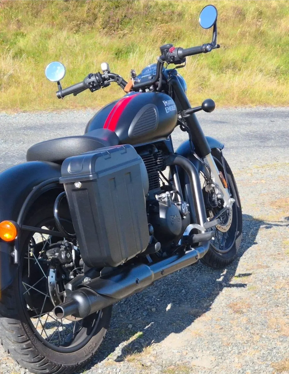 Royal Enfield Classic 350 with many upgrades - Image 2