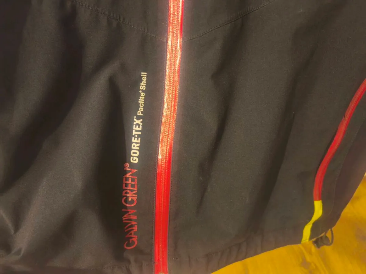Galvin Green Golf rain jacket - Image 2