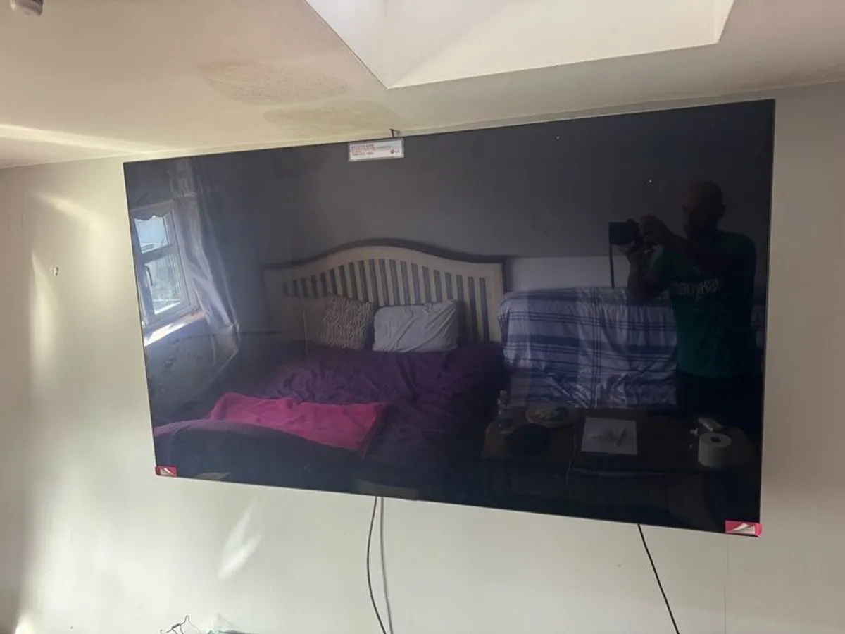 Smart Tv Lg 65 Inch Oled - Image 4