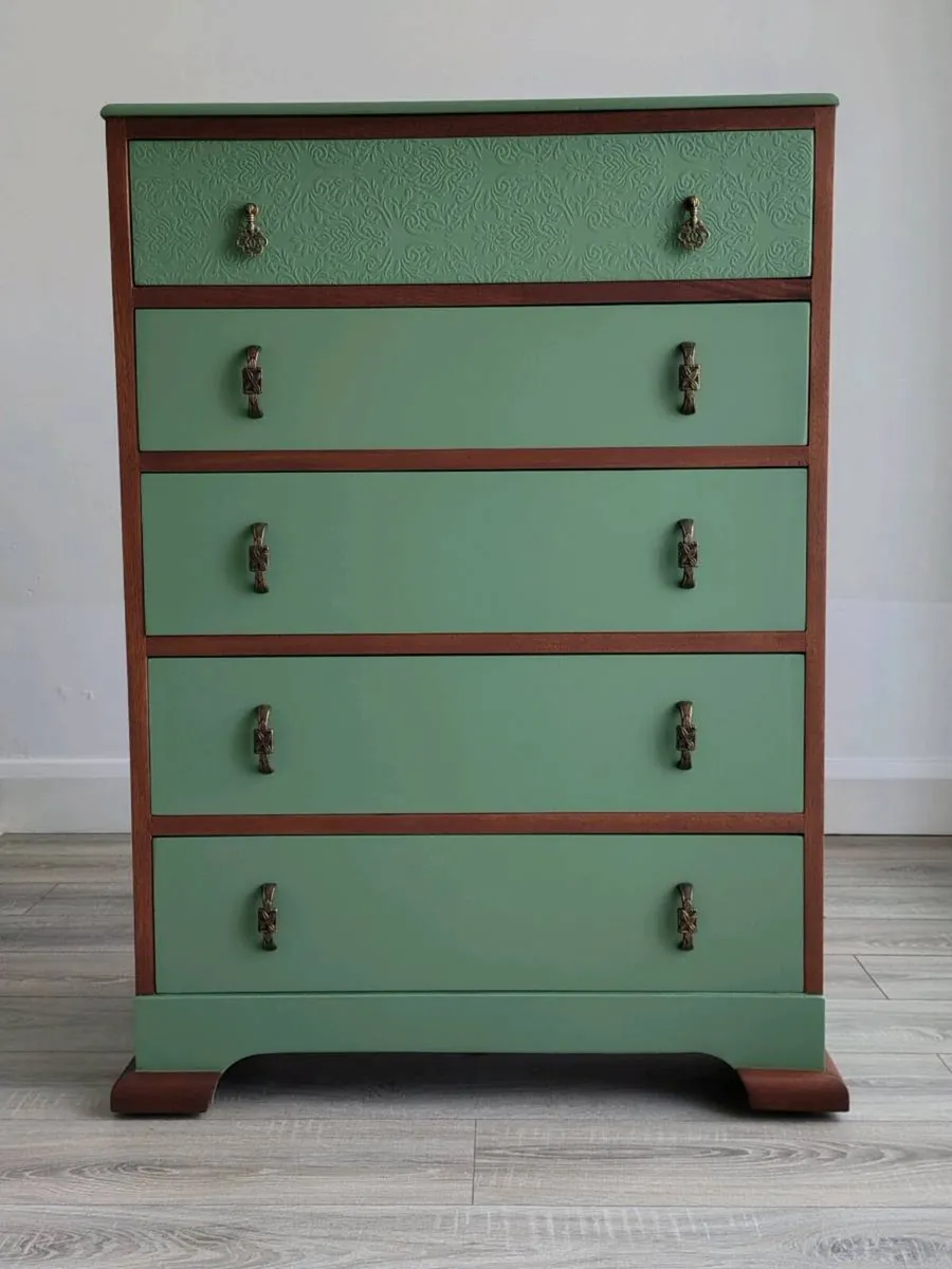 Vintage chest of drawers - Image 2