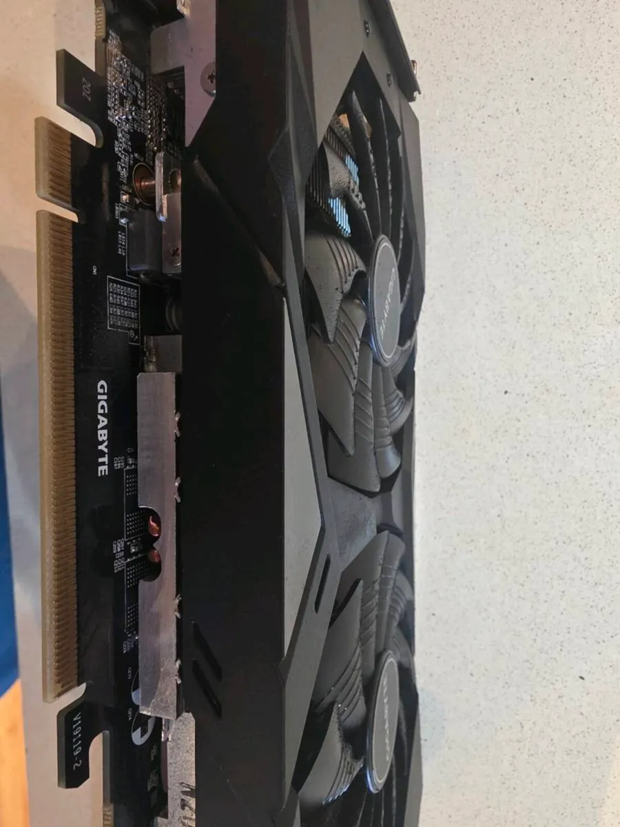Gigabyte 2060 graphics card - Image 3