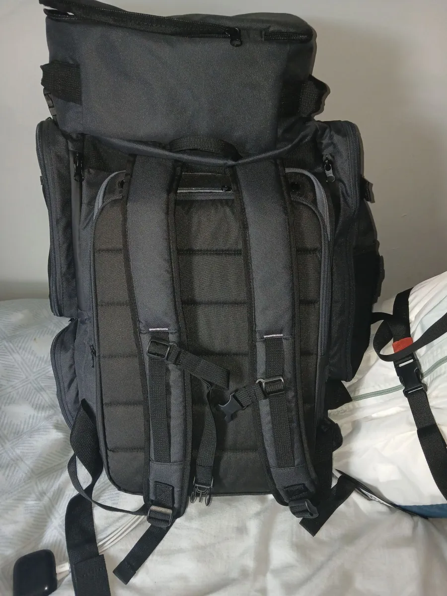 Tent and travel bag - Image 3