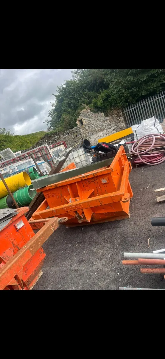 Rolls of rubber & crane skips - Image 2