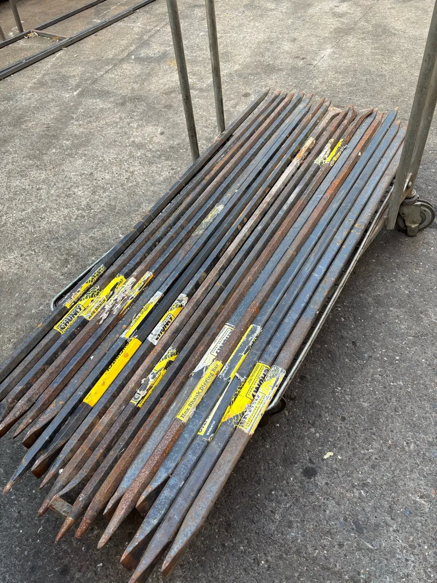 ROUGHNECK WRECKING BARS 90 plus available - Image 3