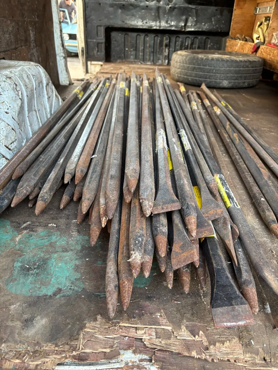 ROUGHNECK WRECKING BARS 90 plus available - Image 4