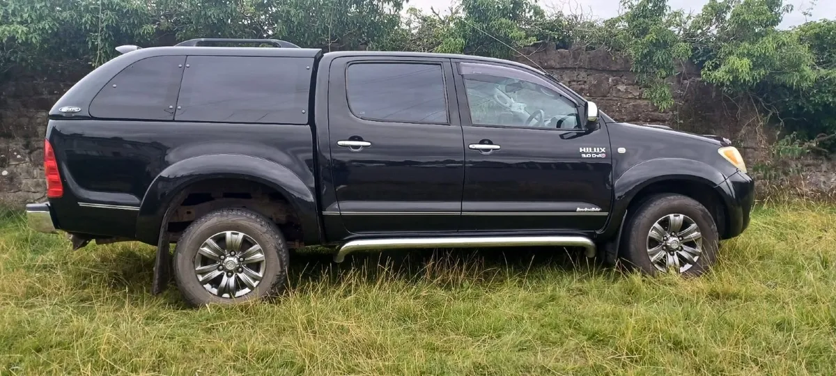 Toyota Hilux 2007 - Image 1