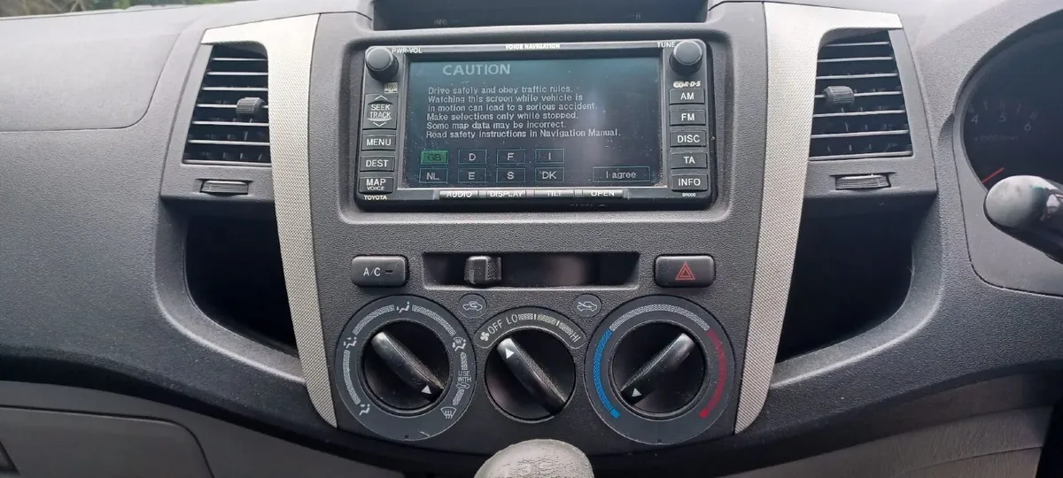 Toyota Hilux 2007 - Image 4