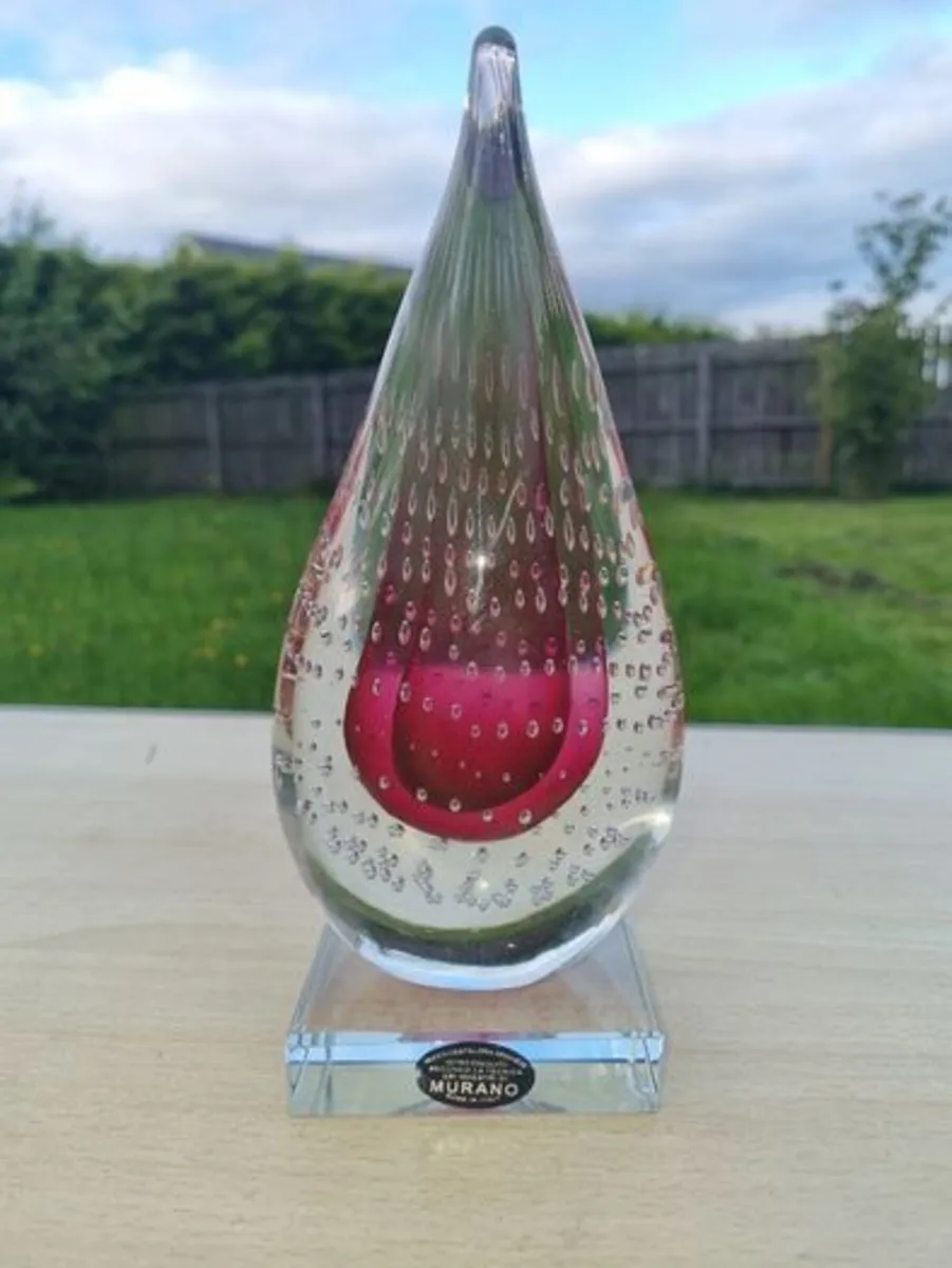 Murano transparent teardrop art glass paperweight - Image 1