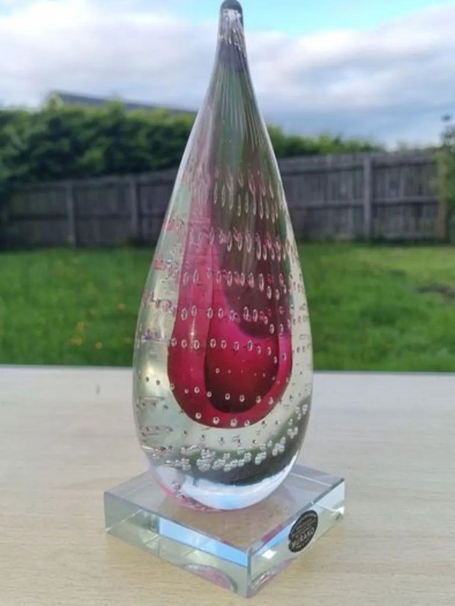 Murano transparent teardrop art glass paperweight - Image 2