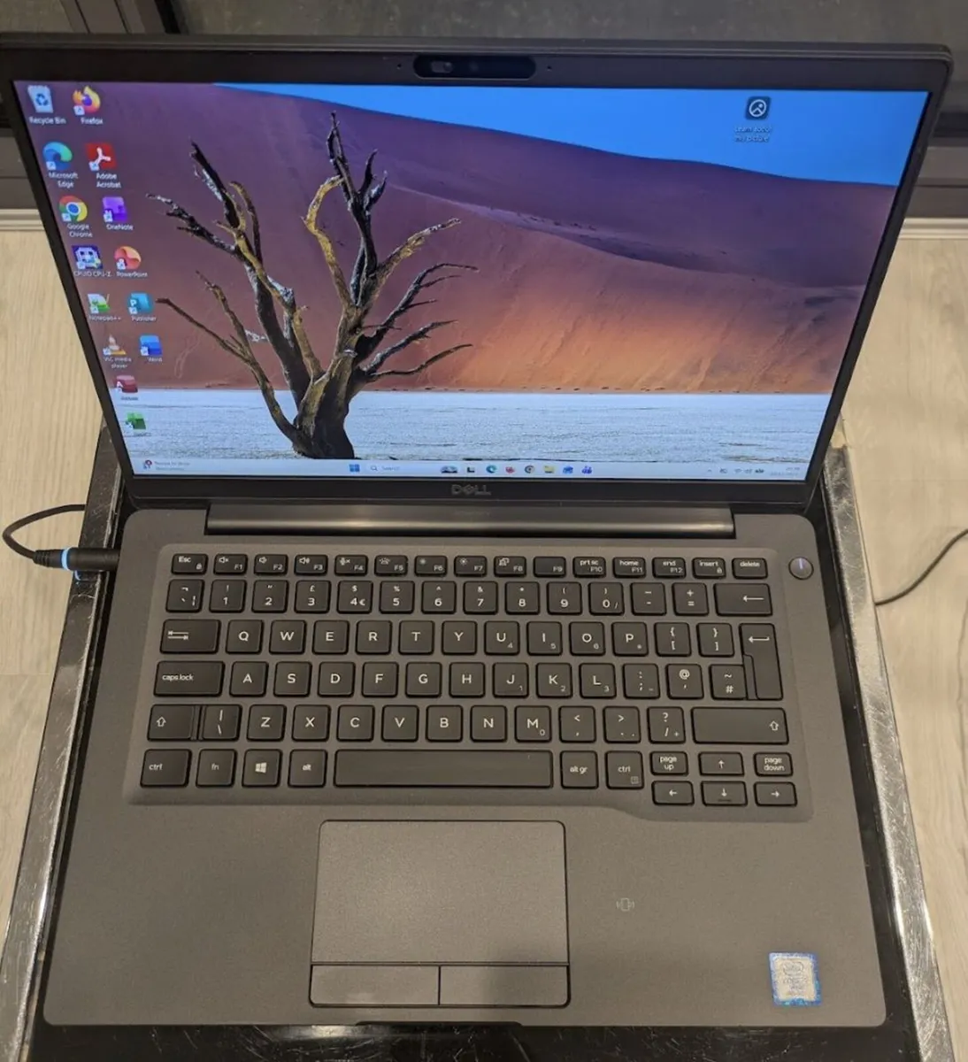 Dell Latitude 7400 Intel i5 Win 11 Office 24 16GB - Image 1