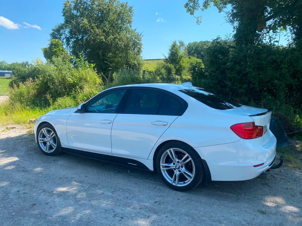 🟢2014 BMW 320 F30 ⚠️BREAKING FOR PARTS⚠️ - Image 2