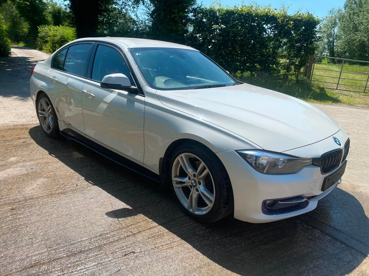 🟢2014 BMW 320 F30 ⚠️BREAKING FOR PARTS⚠️ - Image 3