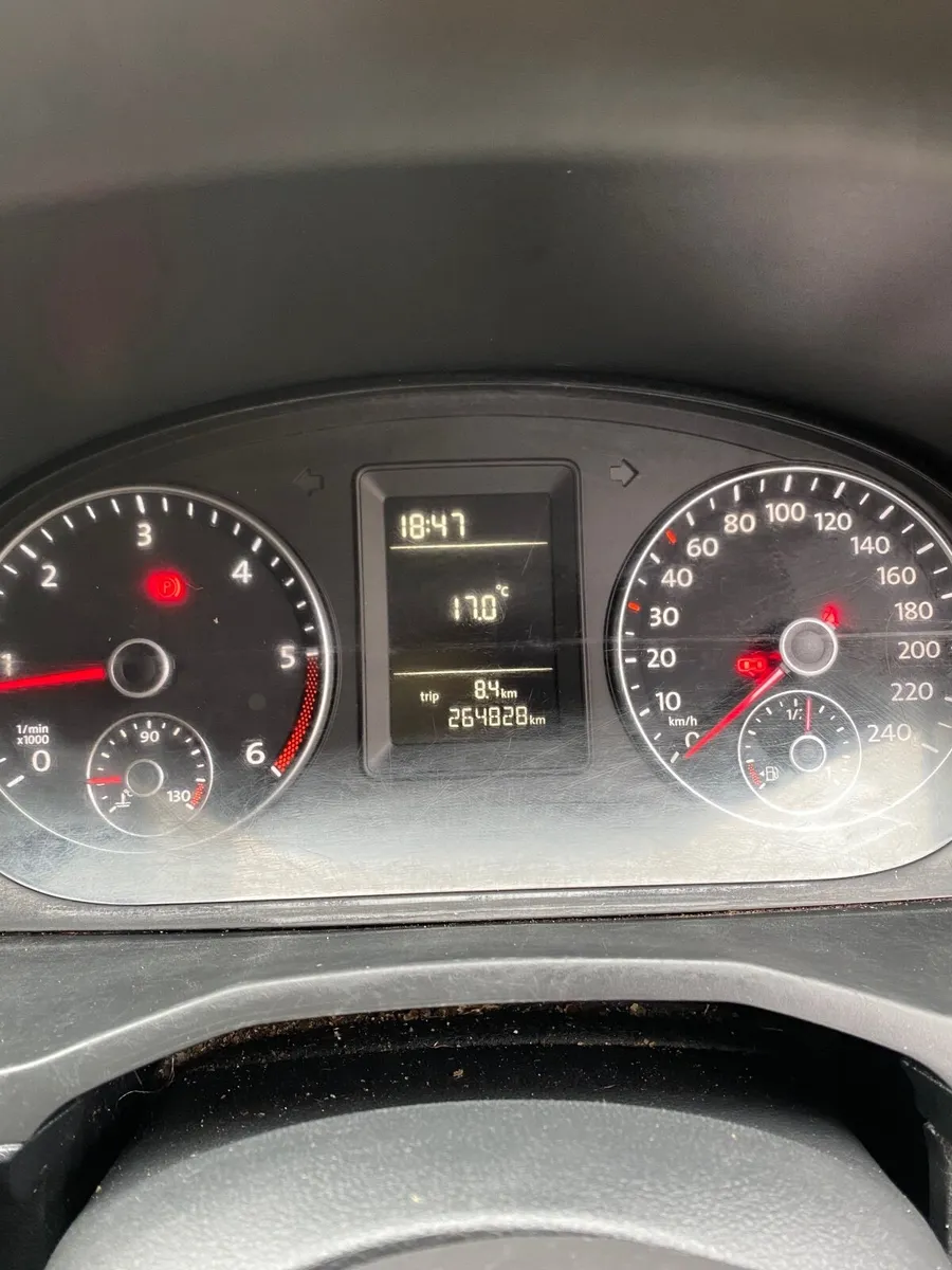 Volkswagen Caddy 2016 - Image 2