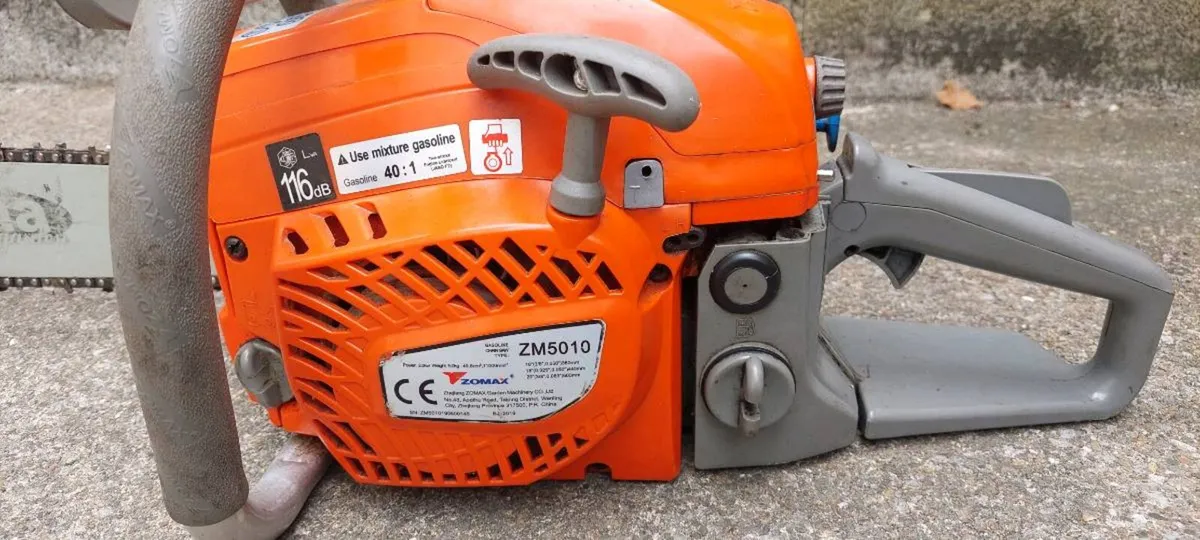 Chainsaw - Image 4