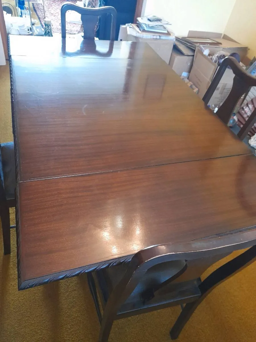 Dining room table and chairs - Image 2
