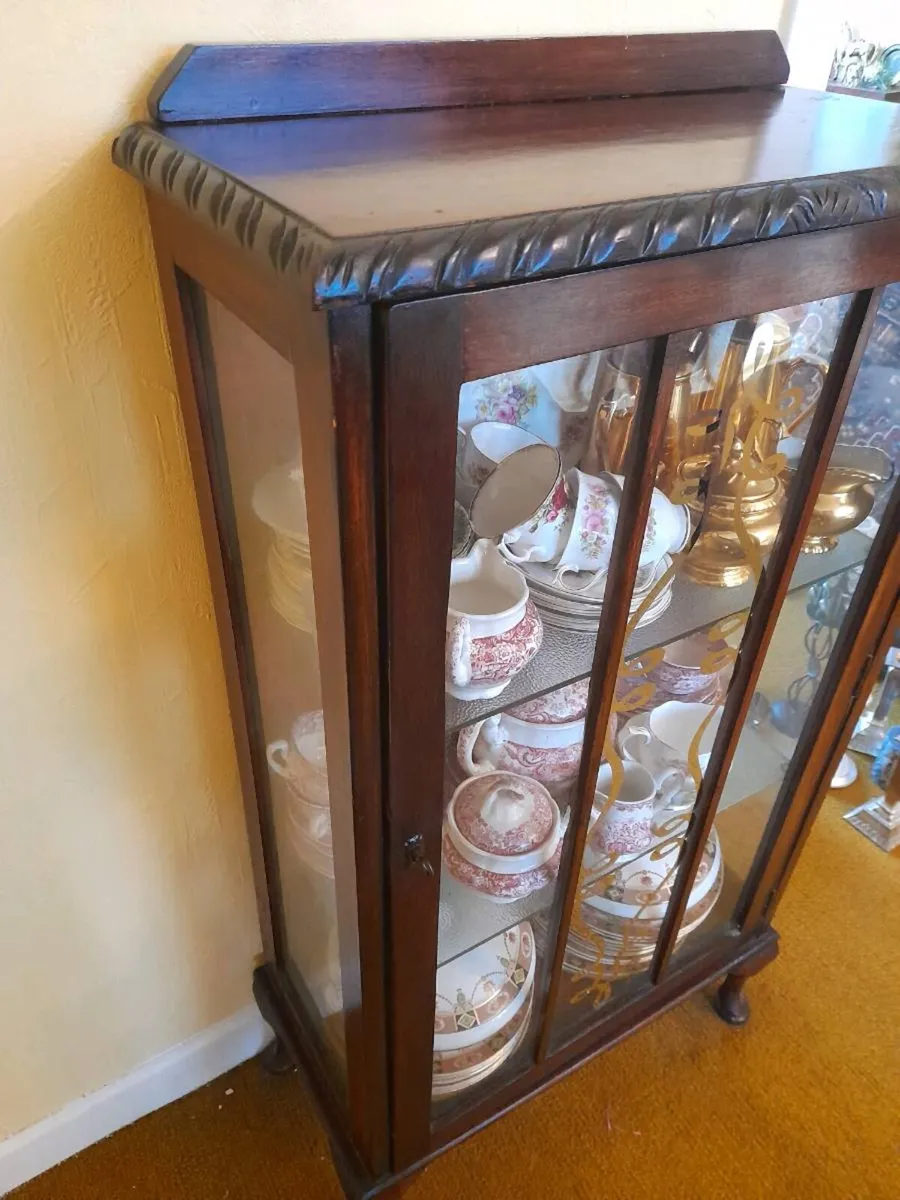 Cabinet - Image 2