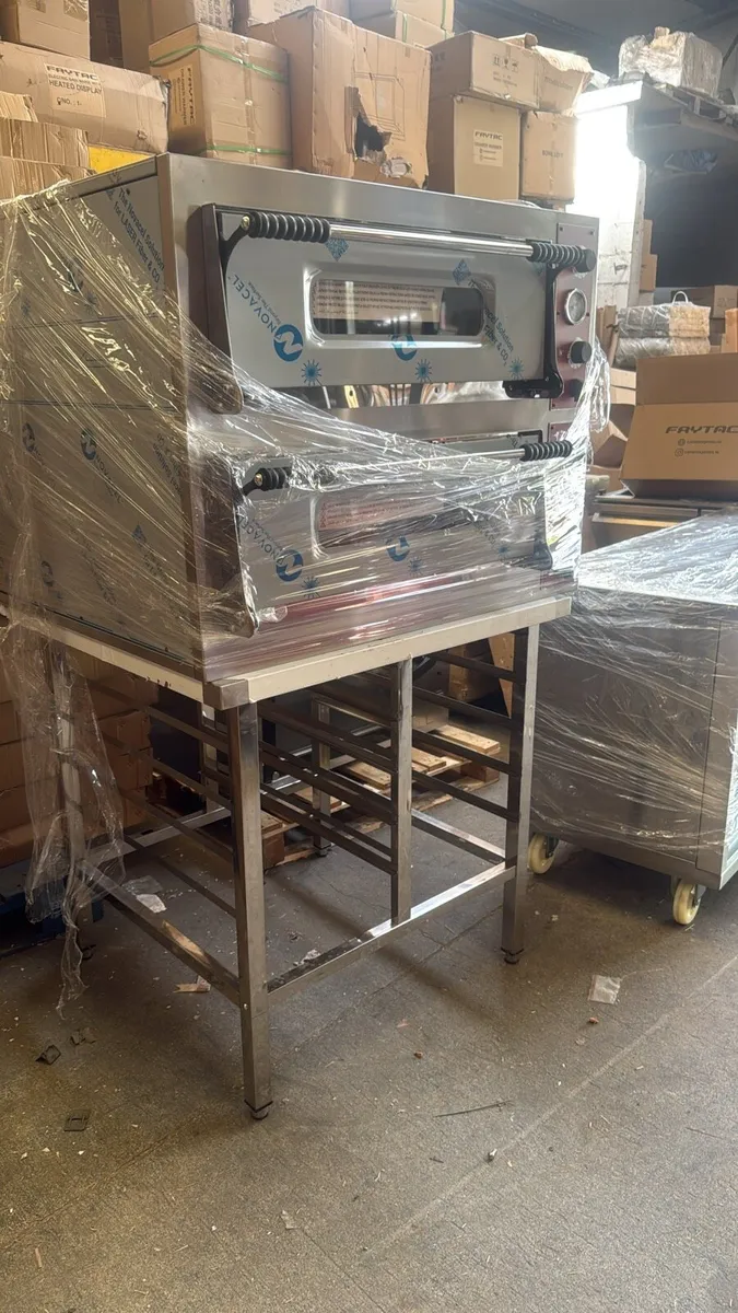 Sale New Mazzoni Electric pizza oven - Image 1