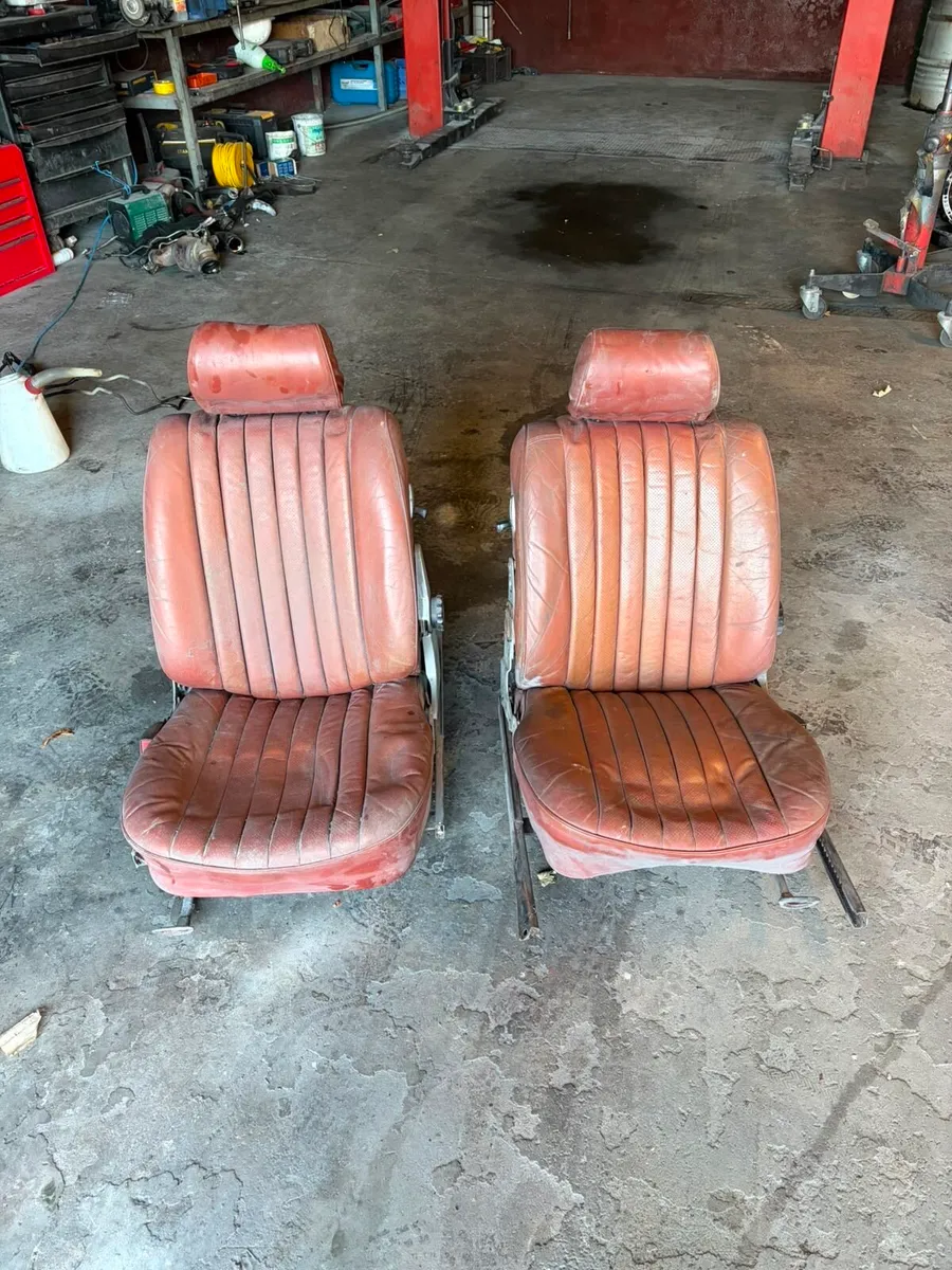 Classic Mercedes part - Image 2