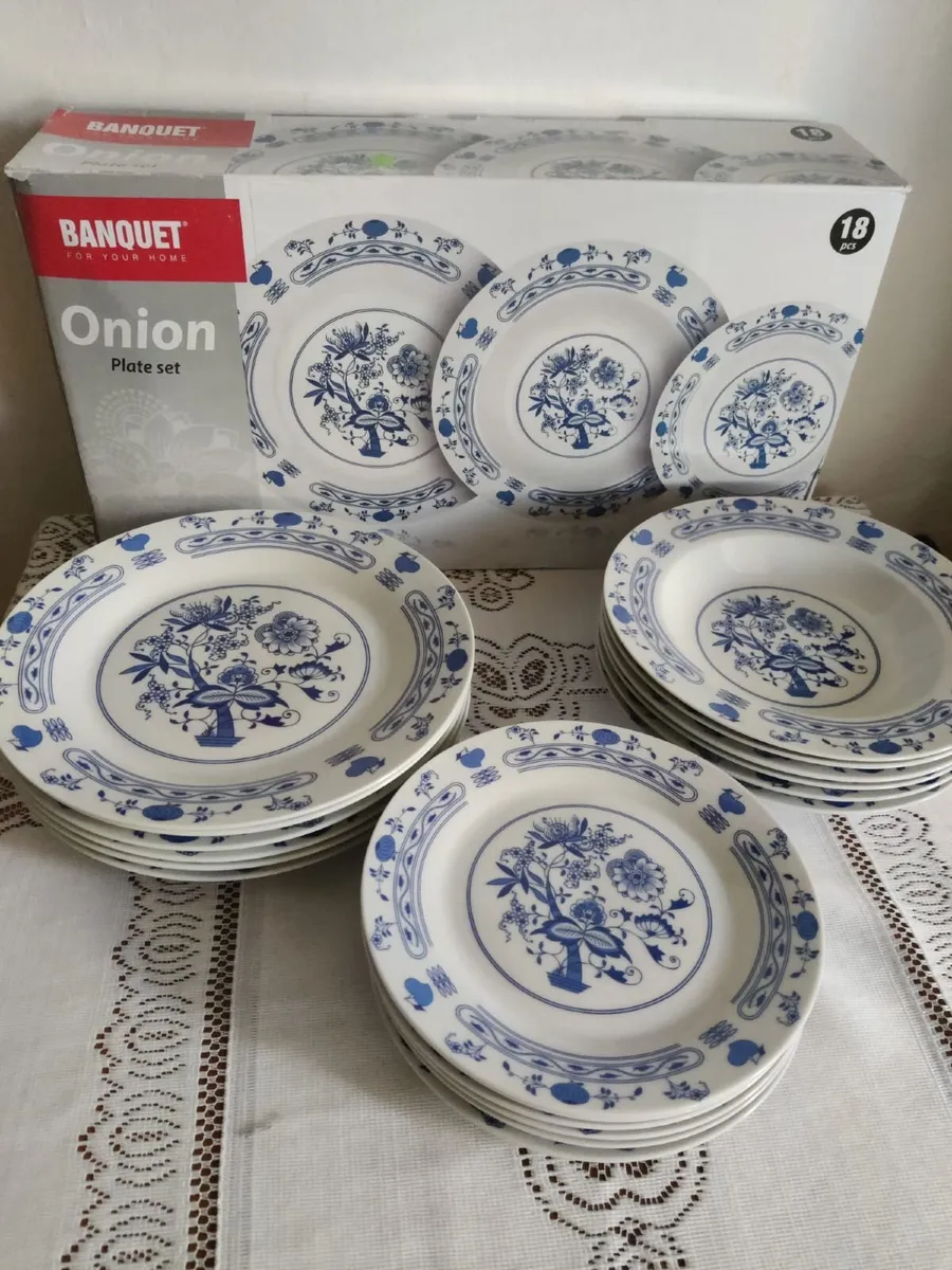 Vintage porcelain set 4