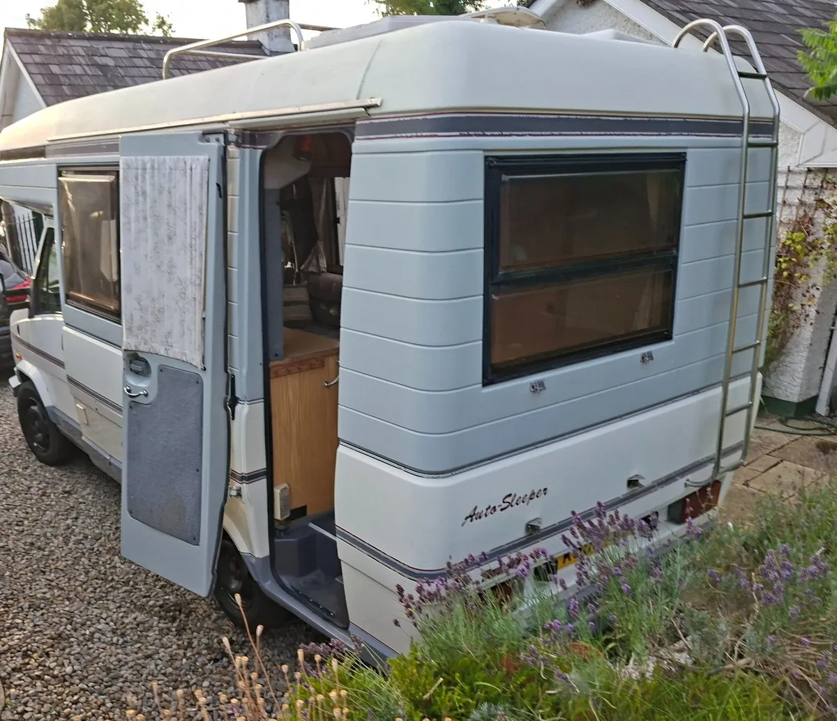 Motorhome - Image 3