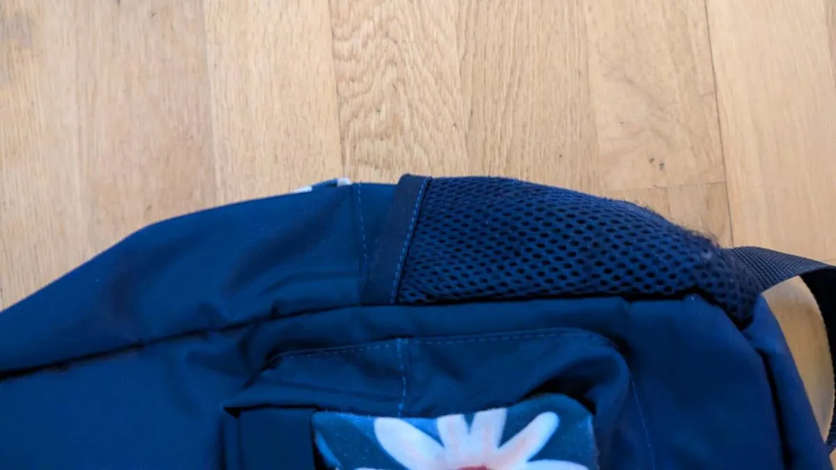 DUC schoolbag - Image 3