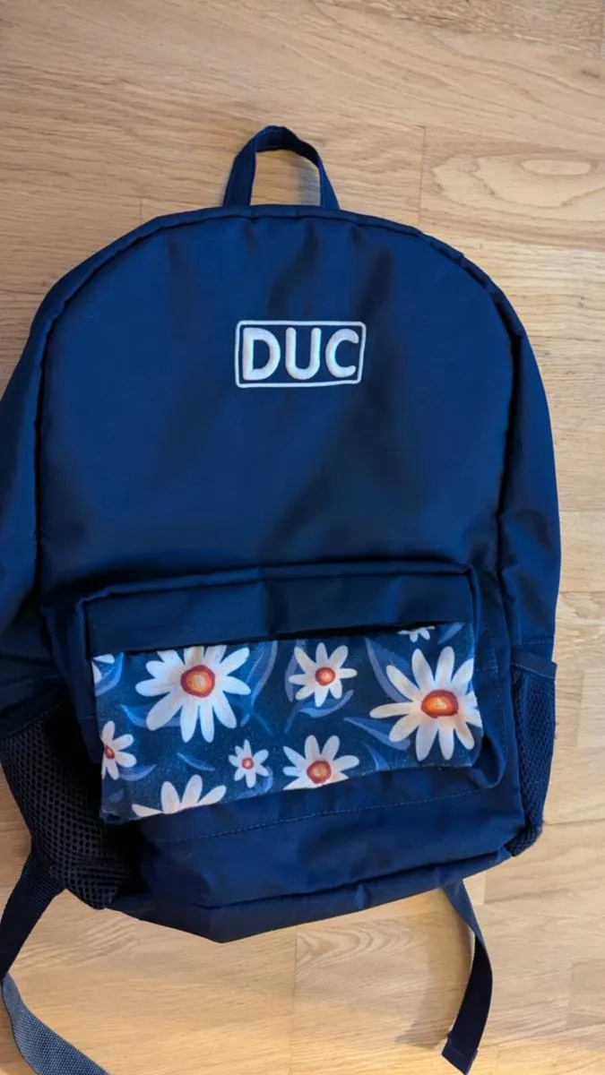 DUC schoolbag - Image 1