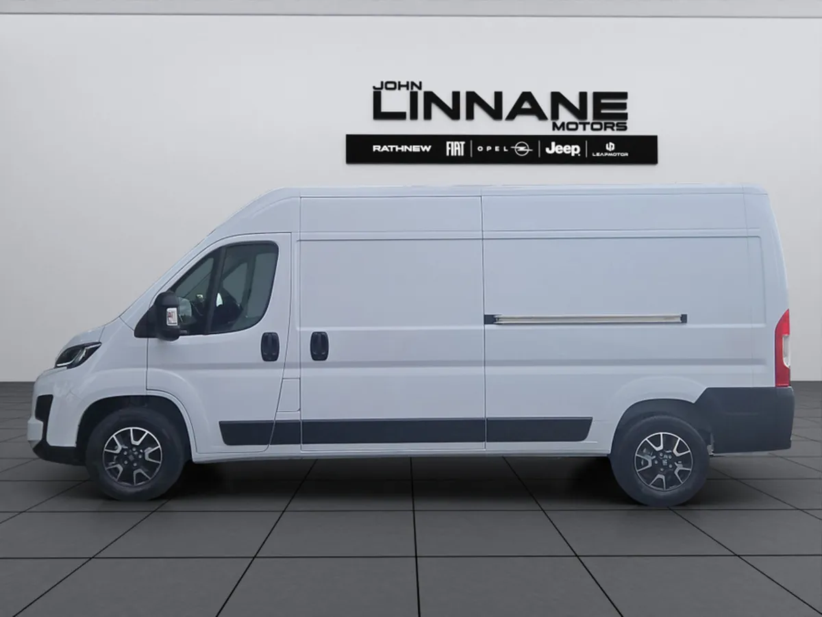 Fiat Ducato L3H2 Tecnico Plus 2.2 140BHP - Image 2