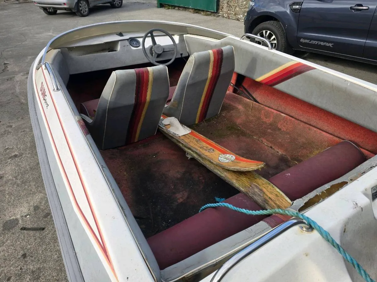 Speed boat - Image 2