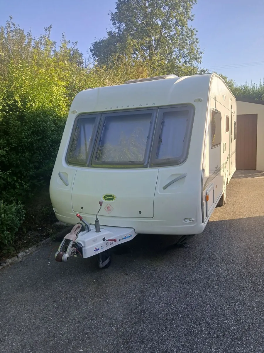 Caravan - Image 1