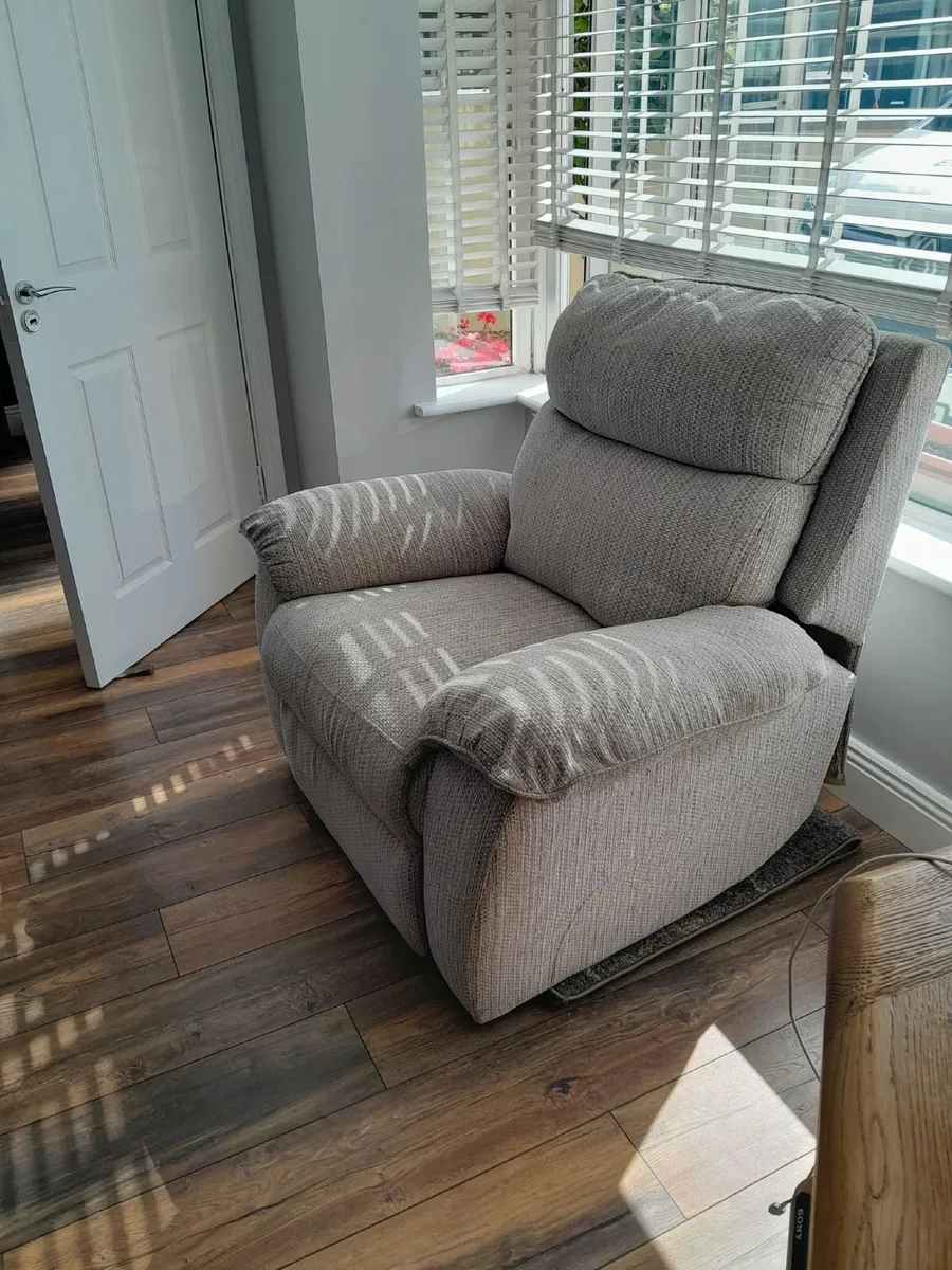 Reclining Sofas - Image 4