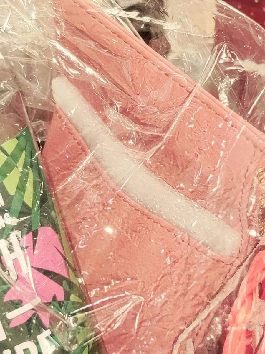 LOTS OF VARIOUS HAMPERS, & A Paul Costello Wallet - Image 2