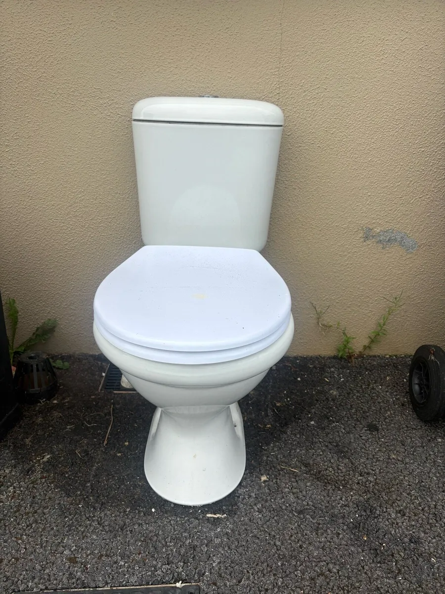 Toilet - Image 1