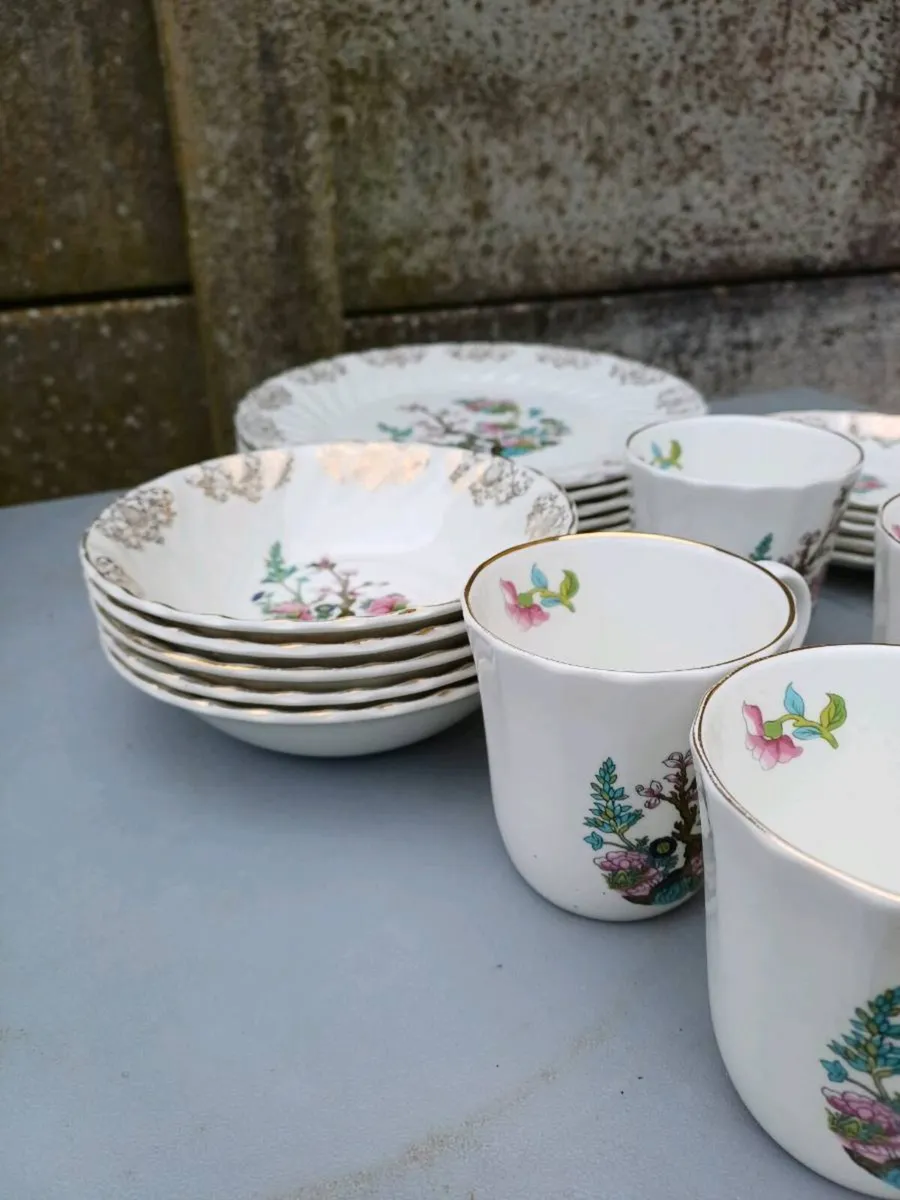 Vintage Indian Tree Set - Image 2