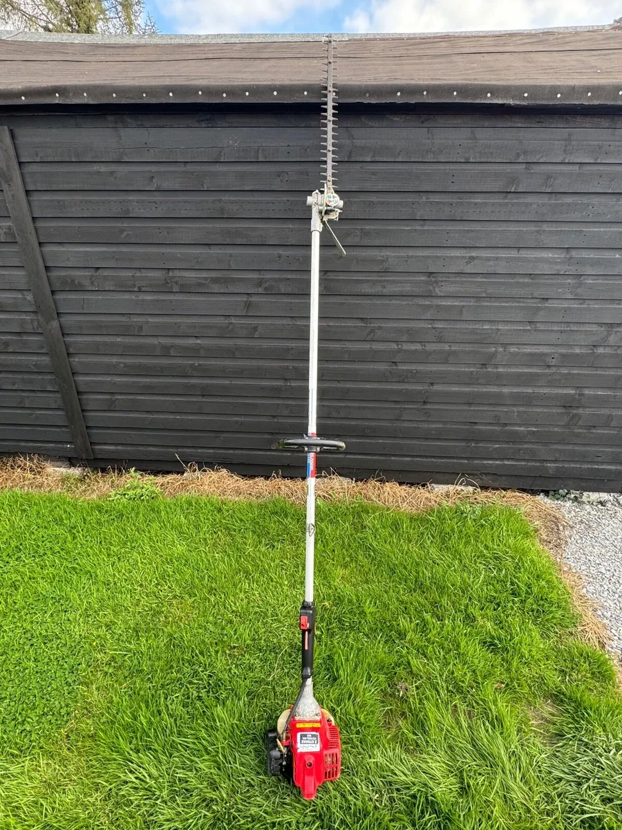 Hedge trimmer - Image 1