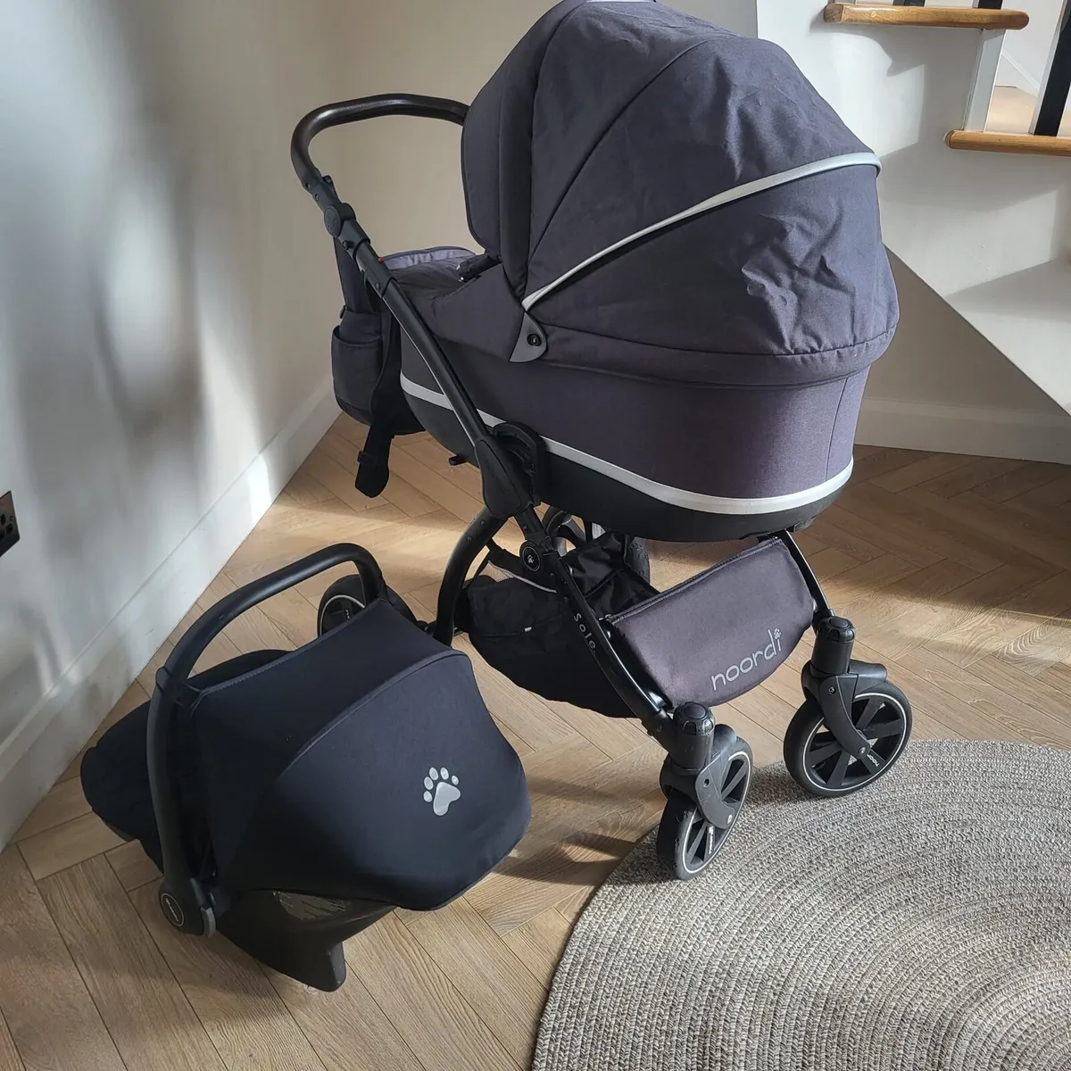 Pram - Image 2