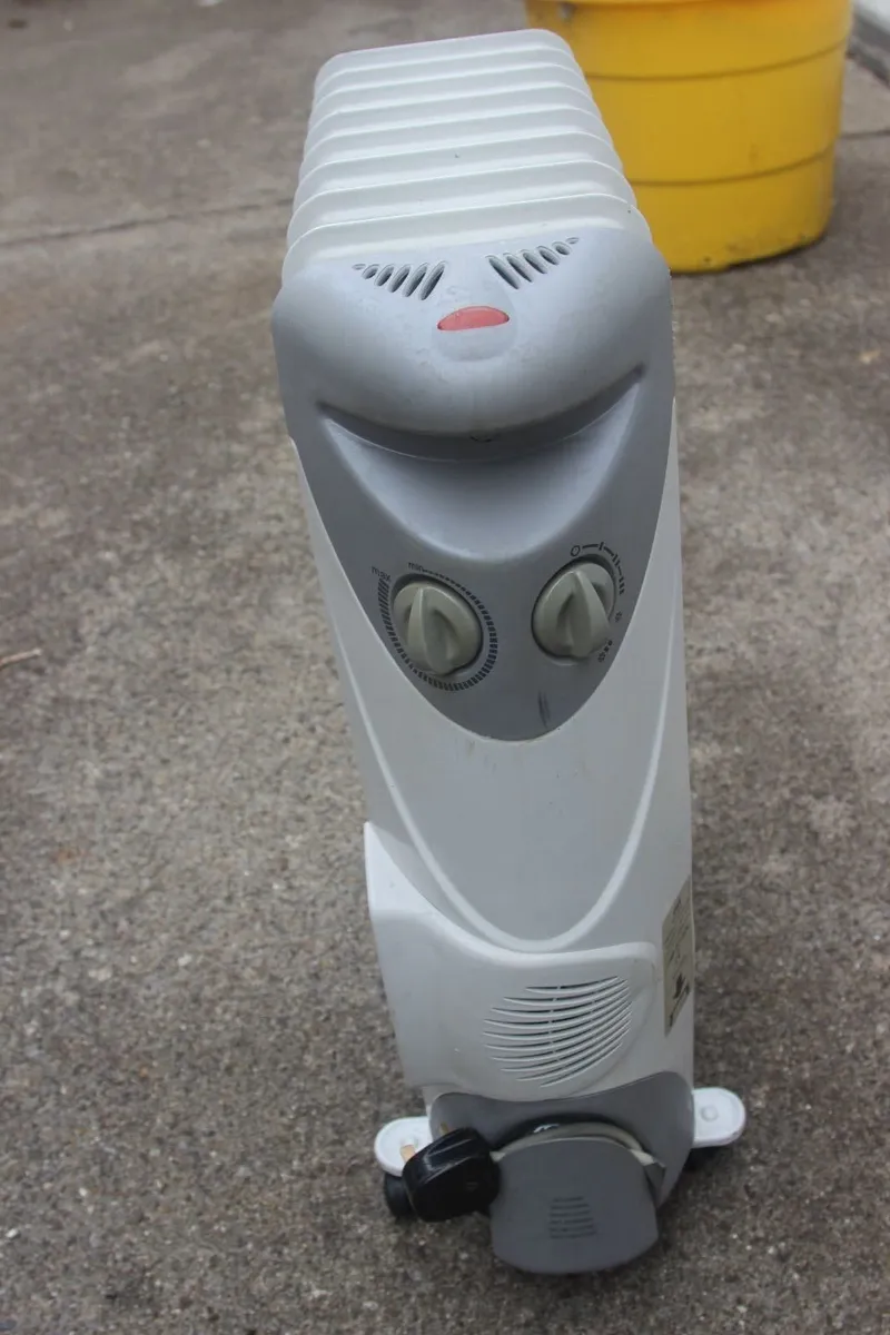 Electric oil filled radiator - Image 2