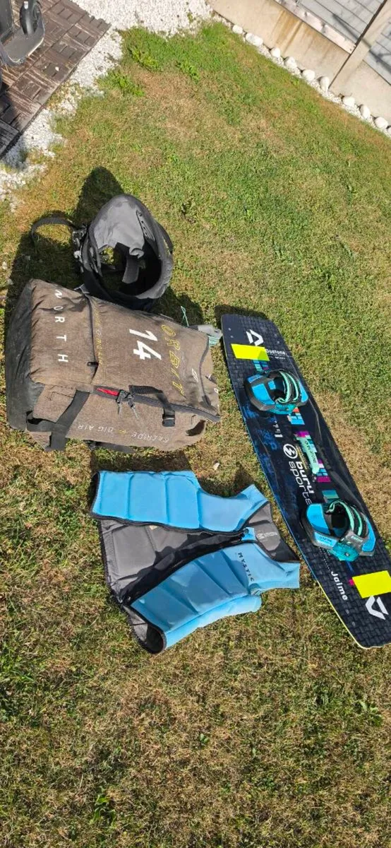 Kitesurfing - Image 3