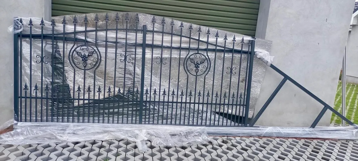 Electric Sliding Gates (L/R) (motor not included) - Image 2
